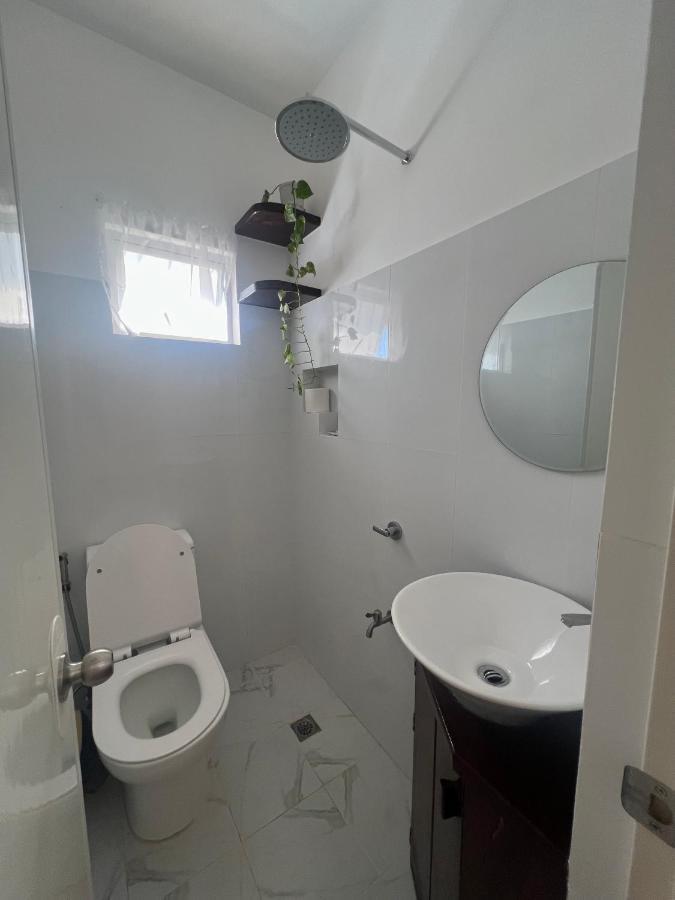 Rich-Vania Suites เจเนอรัลลูนา ภายนอก รูปภาพ